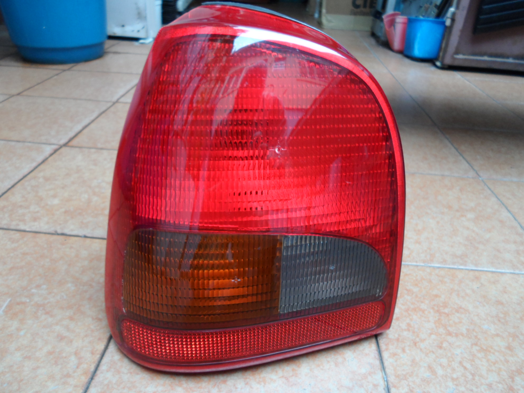 Lanterna Fumê Traseira Lado Esquerdo Original Arteb VW Gol 95 em Diante